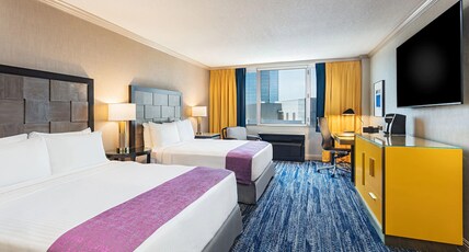 E-Central Downtown Los Angeles Hotel Room Type - Deluxe Two Queen Beds