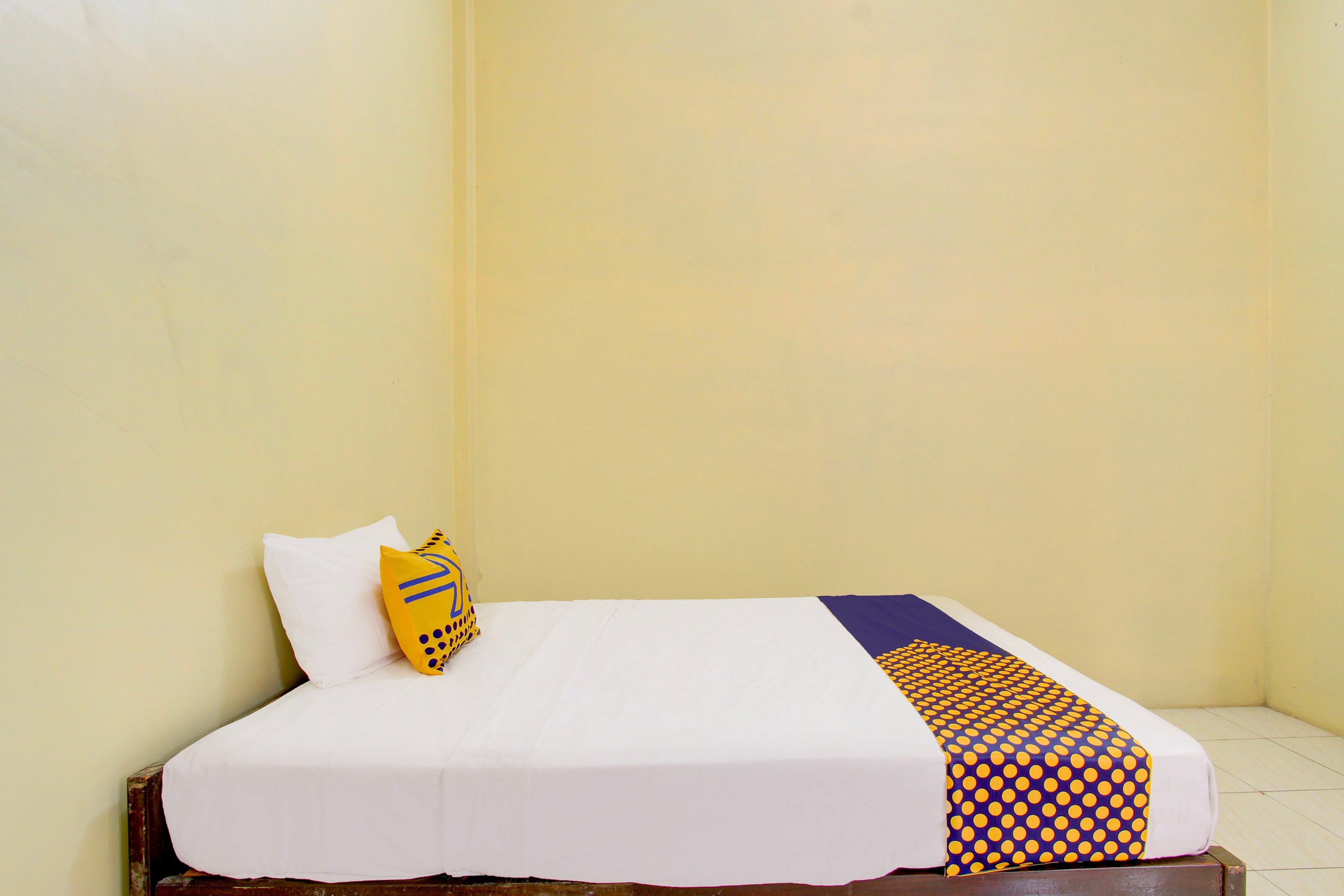 Hotel O Guest House Mulia Dua Syariah - Tap to explore photos