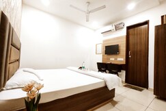 HOTEL COLLECTION INN - Your Comfortable Stay