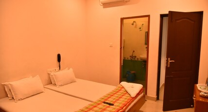 R.M. Guest House Room Type - Standard AC