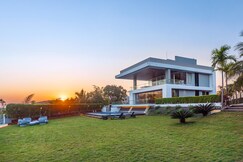 SaffronStays Jannat 100 Percent Pet-friendly villa, Igatpuri
