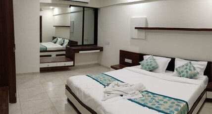HOTEL SAVERA INN Room Type - Premium Room