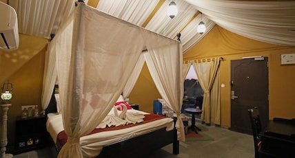AARYA CLUB MANSINGH INN Room Type - Cottage Tent AARYA CLUB MANSINGH INN Room Type - Cottage Tent