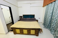 2 BHK Flat in Goregaon West Near Nesco | Airport by Pravaas Stays
