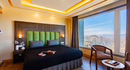 The Hosteller Shimla, Valley View Room Type - Deluxe Double Room with Mountain View