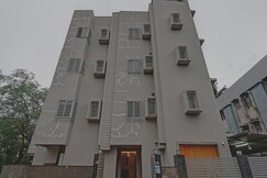 Address of Super Townhouse Hotel All In One Near City Centre Salt Lake