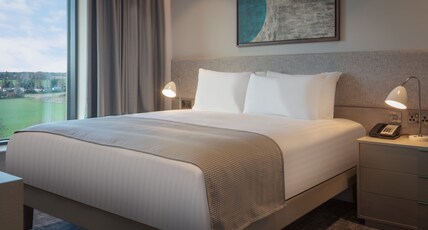 STAYBRIDGE SUITES LONDON-HEATHROW BATH ROAD Room Type - 1 King Bed 1 Bedroom Suite Sofa Bed STAYBRIDGE SUITES LONDON-HEATHROW BATH ROAD Room Type - 1 King Bed 1 Bedroom Suite Sofa Bed