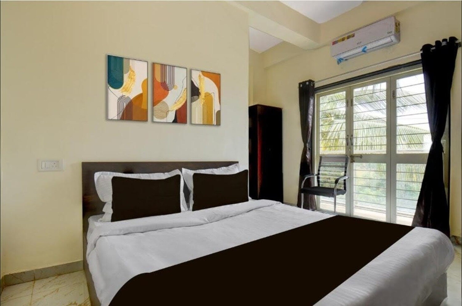 Aura Suites Kharadi - Tap to explore photos