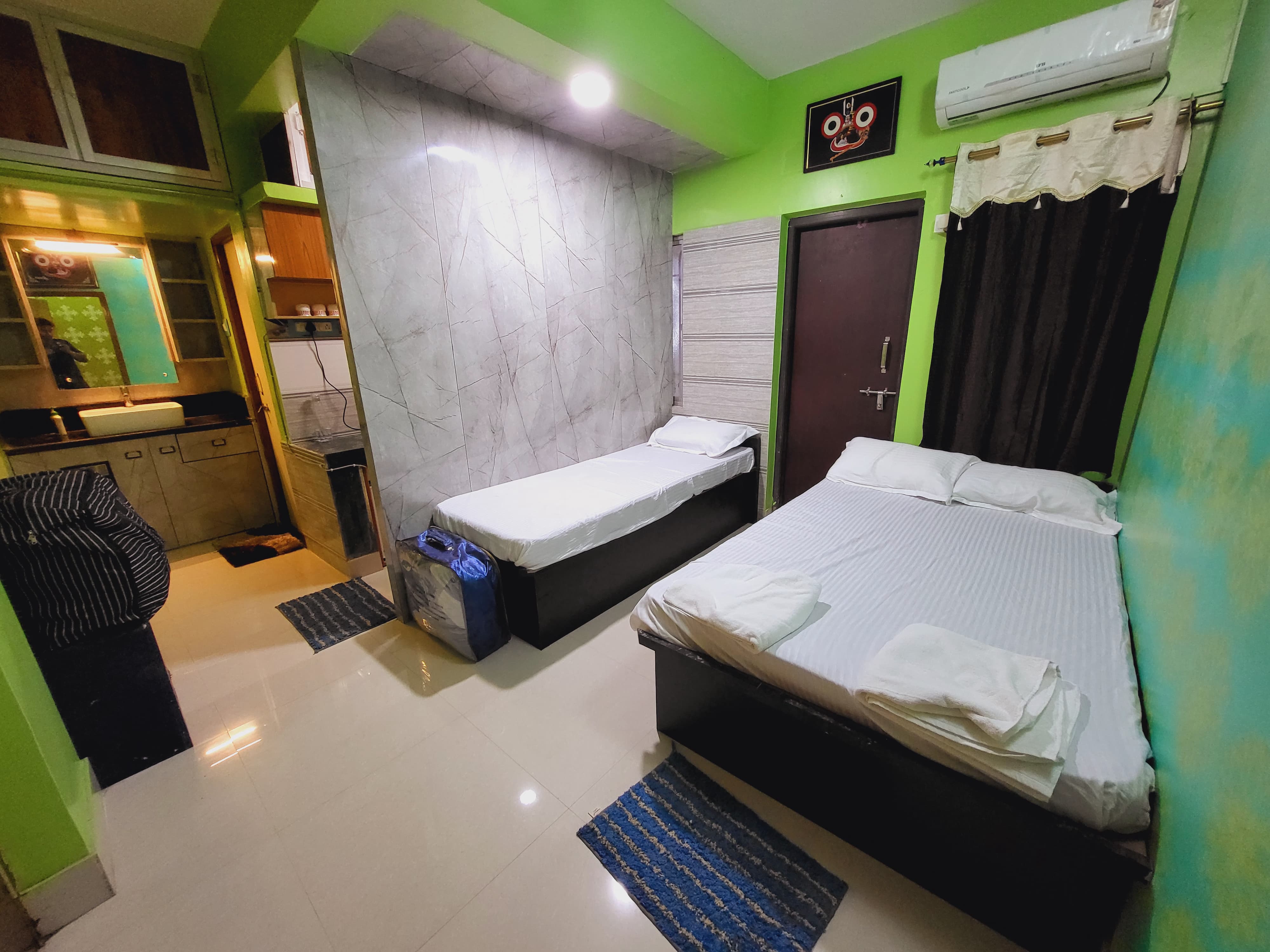 Golden Sun 1BHK Entire Apartment On The Beach - Tap to explore photos