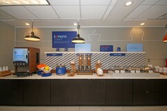Holiday Inn Express TROUTVILLE - ROANOKE NORTH