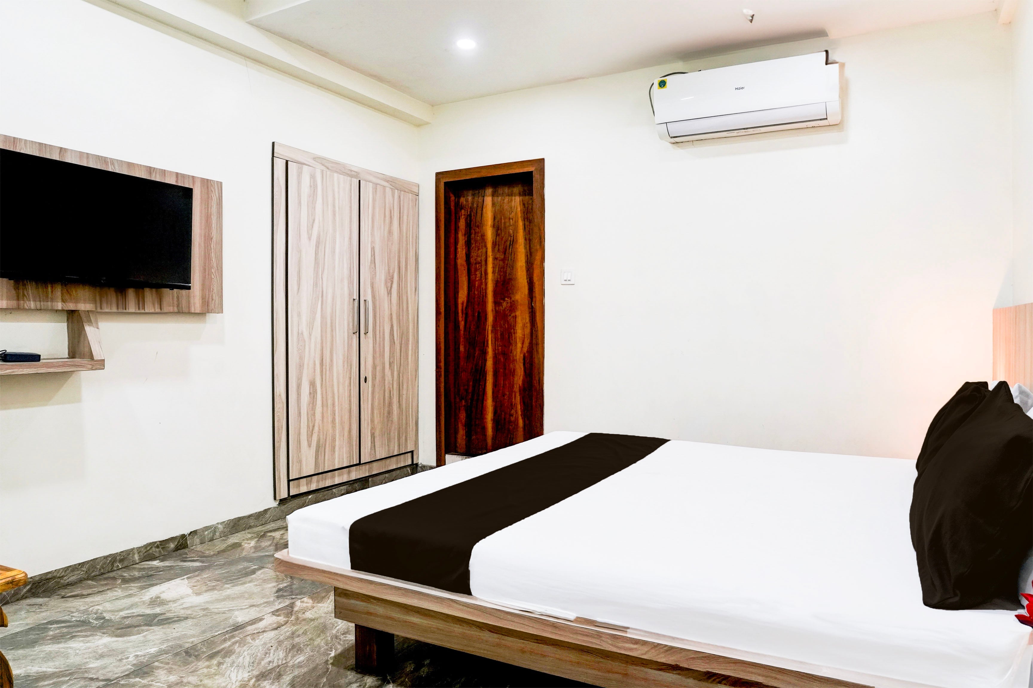 Hotel O Dombivali Formerly PK Lodging - Tap to explore photos