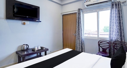 Hotel O BLW Kakarmatta Near Banaras Junction Room Type - Classic with Balcony Hotel O BLW Kakarmatta Near Banaras Junction Room Type - Classic with Balcony