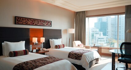 Crowne Plaza Today Gurugram,an IHG Hotel Room Type - 2 Twin Standard Pool View