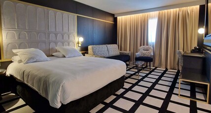 Mercure Orl Room Type - Privilege Room, View of the Loire