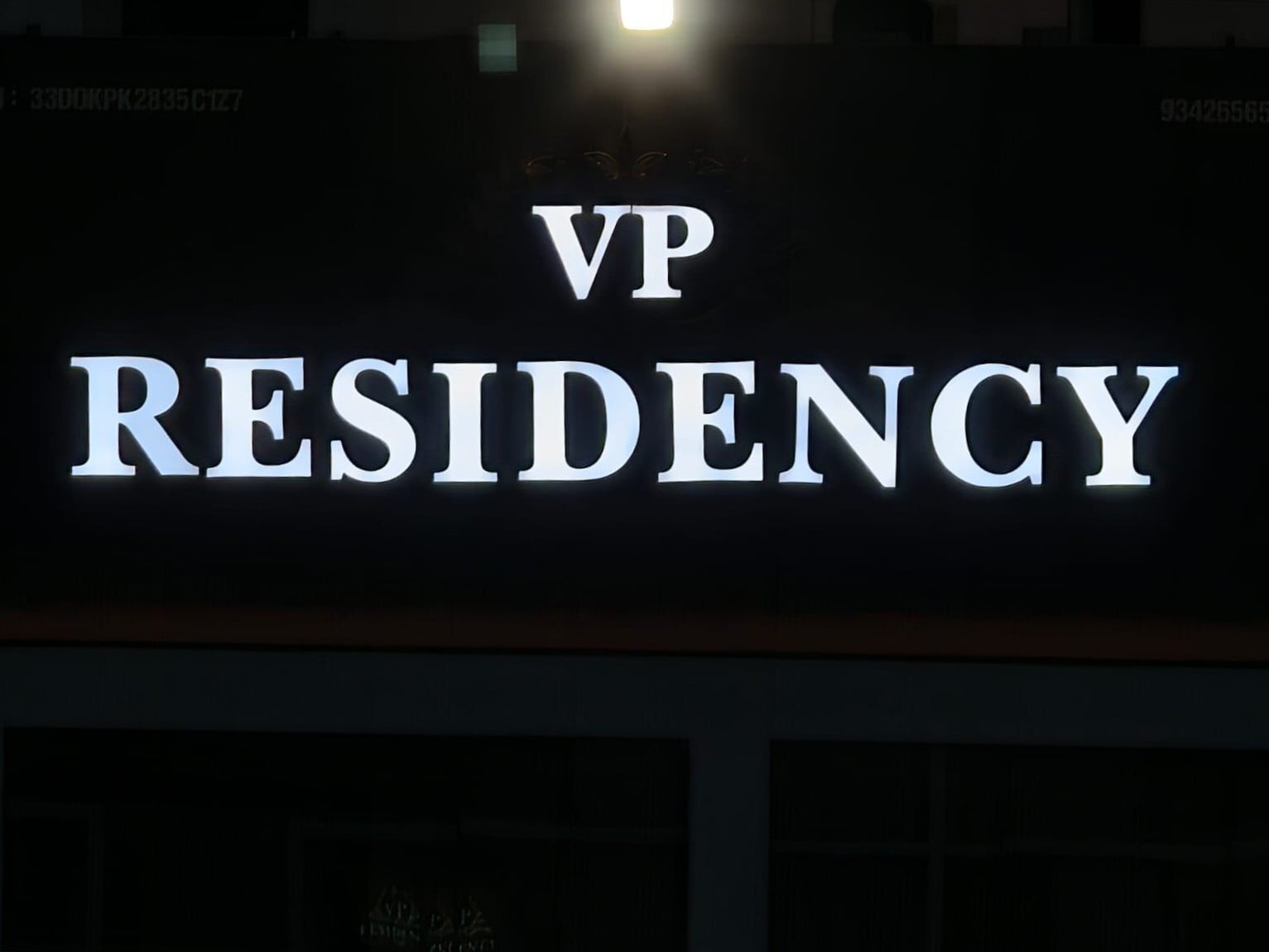 VP Residency - Tap to explore photos