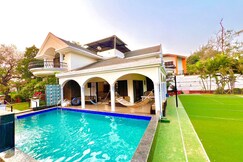 Photos of 4BHK Destination Villa with Pvt Pool & Jaccuzi Khandala by Staycation