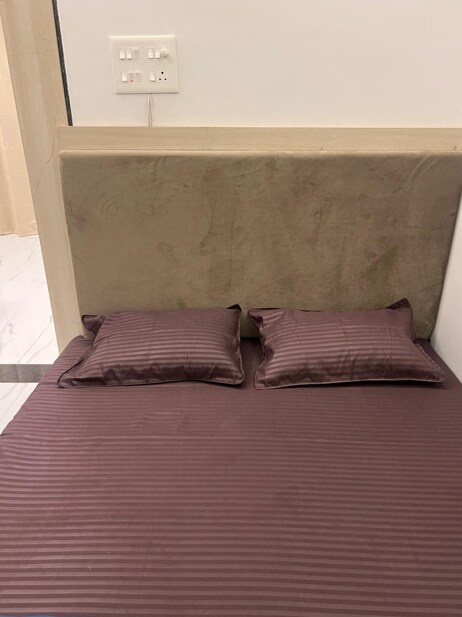 1 BHK Studio Apartment Near Airport - Tap to explore photos