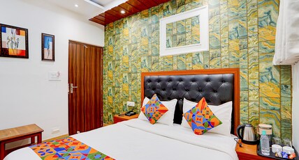 FabHotel SV Grand I - 1 KM From Kashi Vishwanath Temple Room Type - Family Room
