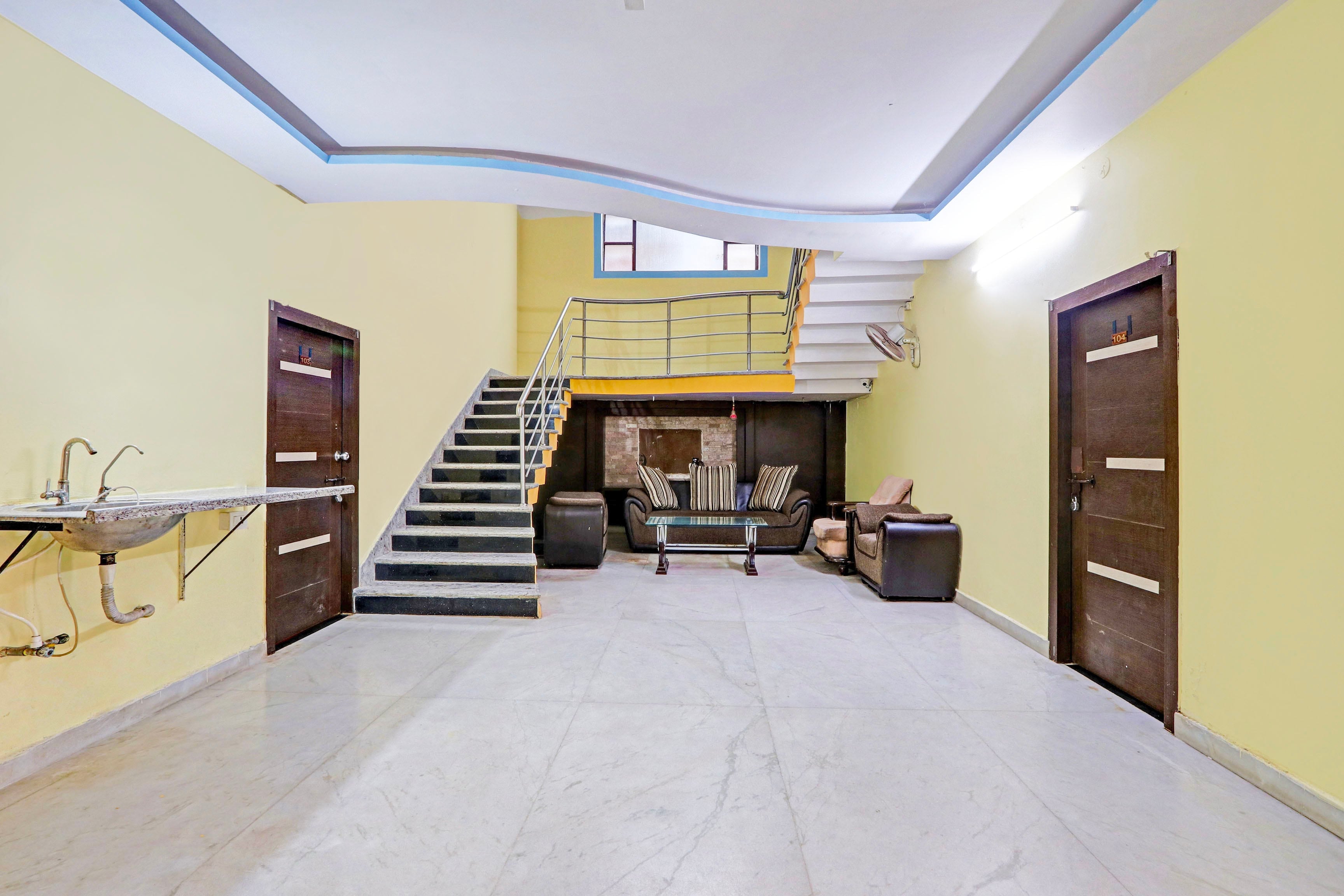 Hotel O Peaceful Stay Villa - Tap to explore photos