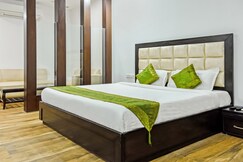 Treebo Red Petal Jalandhar