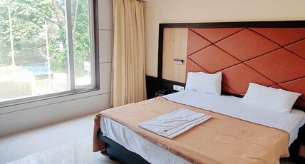 M B Residency Lodging and Boarding Room Type - Deluxe Room Non A/C