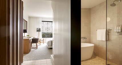 Kimpton La Peer Hotel, an IHG hotel Room Type - 1 King Premium Spa