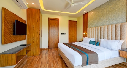 Soft Stayz by Soft Petals Room Type - Prime King with Balcony Soft Stayz by Soft Petals Room Type - Prime King with Balcony
