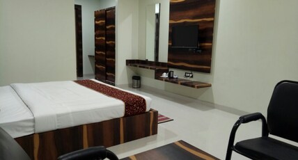 Hotel Sai Residency Room Type - Deluxe Executive Room