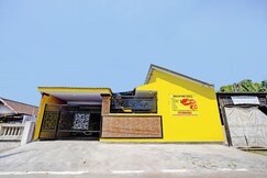 OYO Life 92920 Rumah Kost Azca