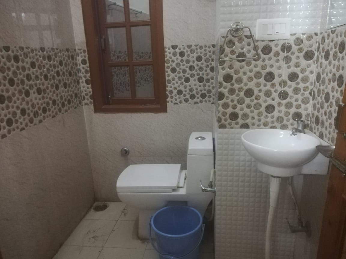 Shanti Home Stay - Tap to explore photos