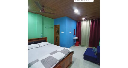Yankii Guest House Room Type - Standard AC Room