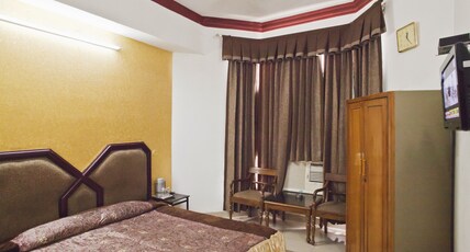 Hotel Sekhon Grand Room Type - Deluxe Room
