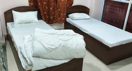 Hotel Sri Sai International Room Type - NON AC SEMI REGULAR -NON ATTACHD BATHROOM Hotel Sri Sai International Room Type - NON AC SEMI REGULAR -NON ATTACHD BATHROOM