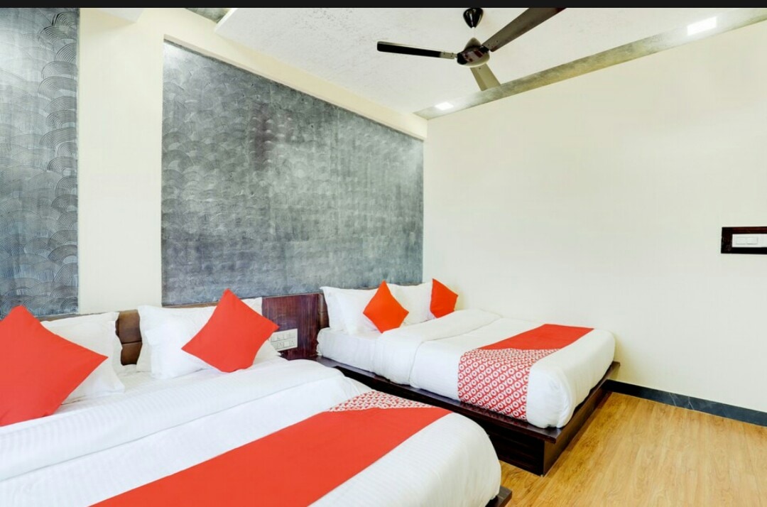 Hotel Govindam - Tap to explore photos