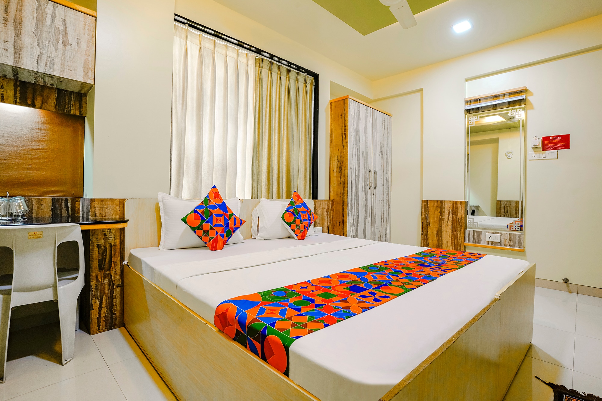 FabHotel Happy Homely Stay - Airport Road - Tap to explore photos