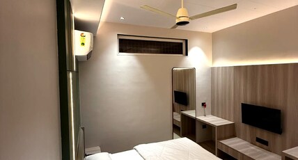 City Crown Room Type - SUPER DELUXE ROOM