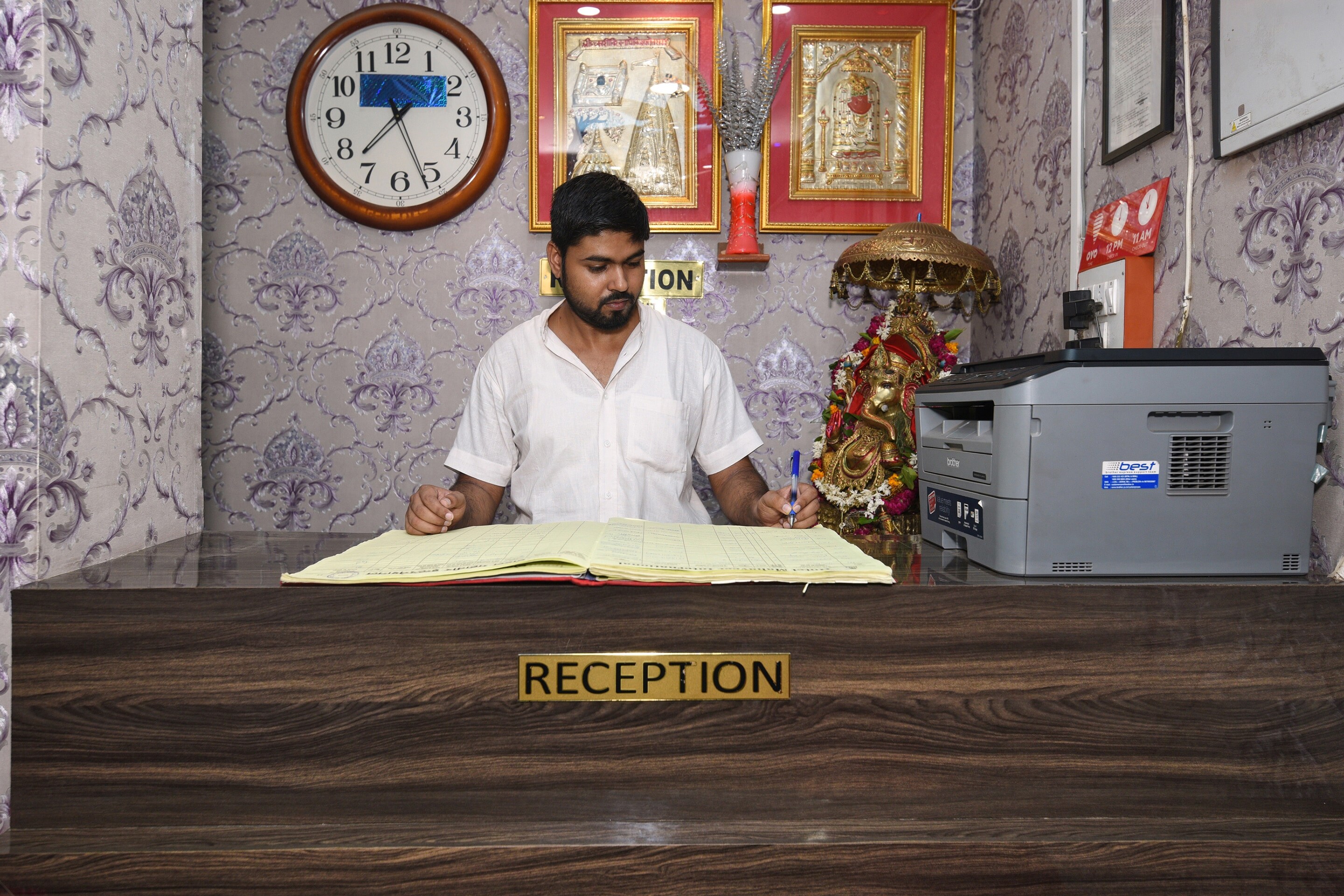 Collection O Sandhya Hotel - Tap to explore photos