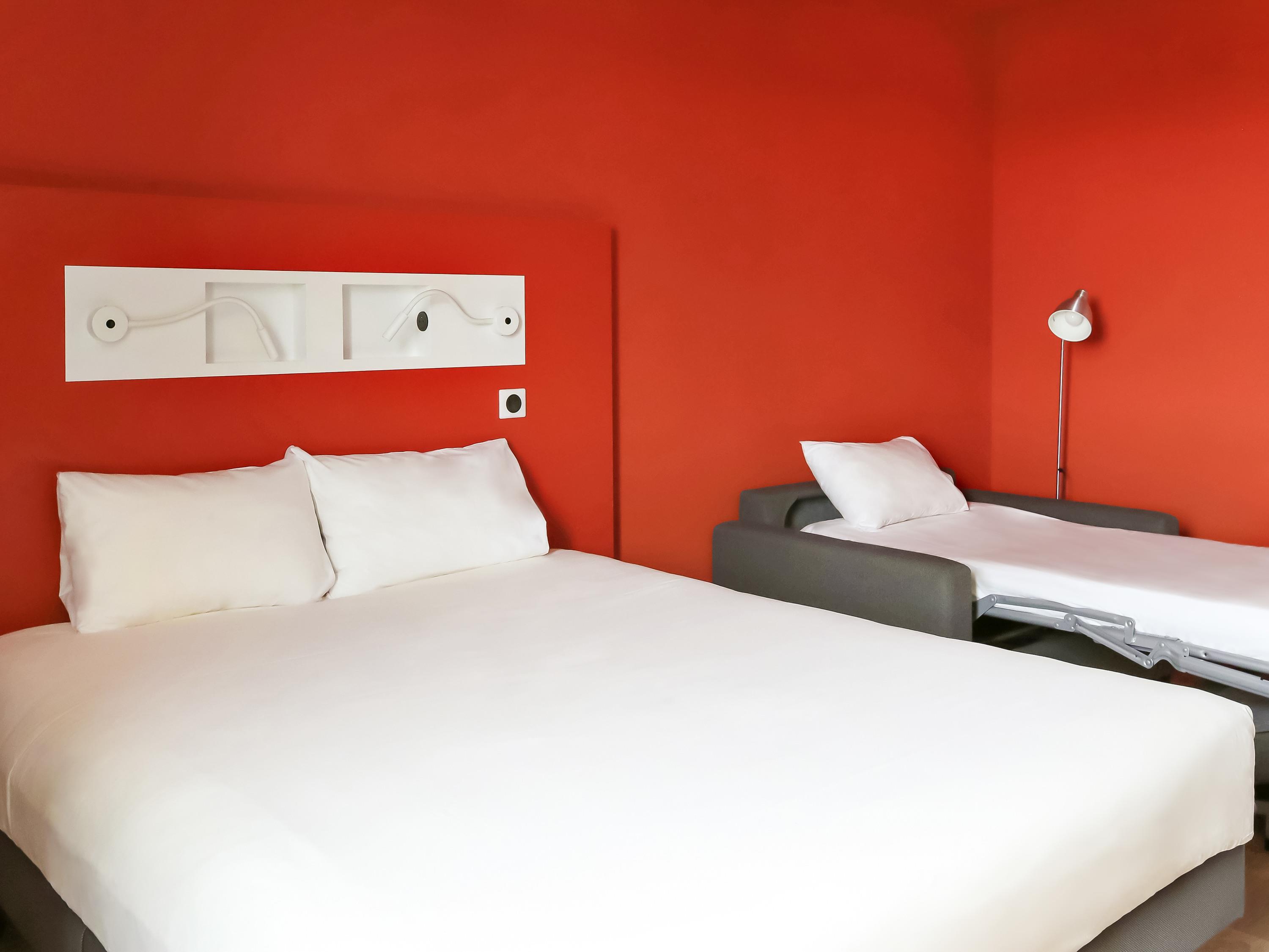 ibis Budget Beauvais Airport Hotel - Tap to explore photos