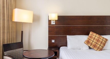 Mercure Maidstone Great Danes Hotel Room Type - Classic room with 1 double bed