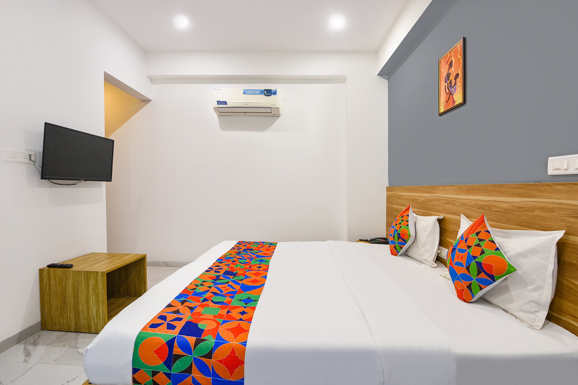 FabHotel Roost Stay - Tap to explore photos