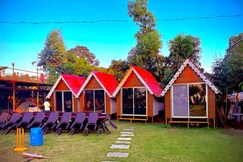 Camp Pawana View Tents and Cottages, Pawna
