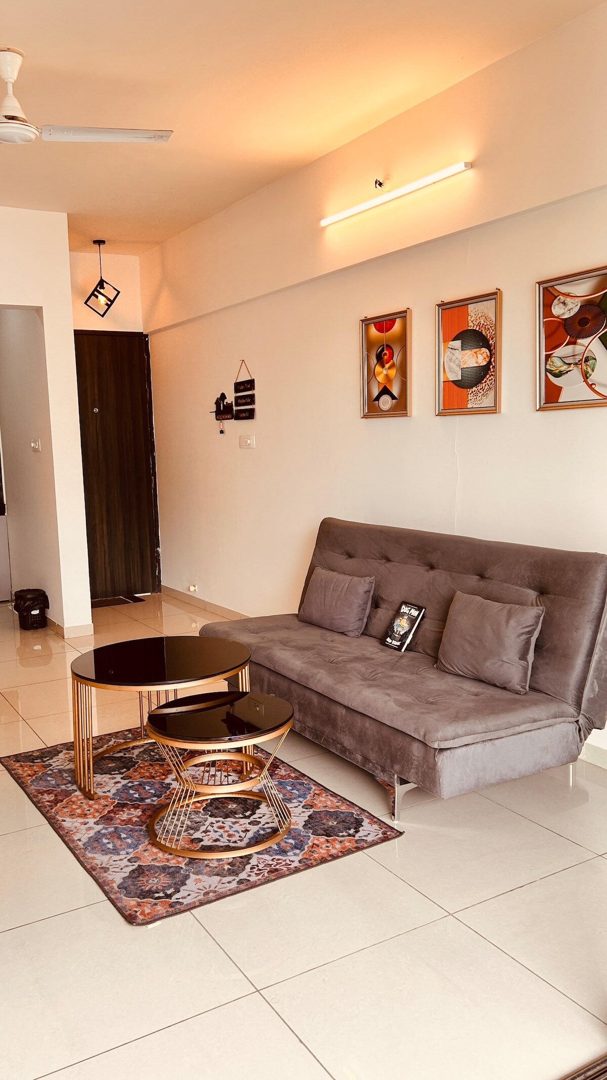 The Cozy Carriage1 Pool View 1BHK IT Park Ph1 - Tap to explore photos