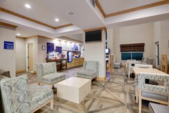 Holiday Inn Express & Suites SAN ANTONIO
