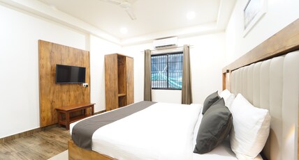 Hotel Ozone Residency Room Type - Deluxe AC Room