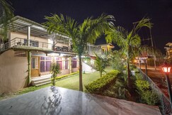 Hotel Sunshine Madhai