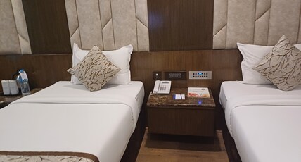 Benzz Park  Room Type - Deluxe Twin Room
