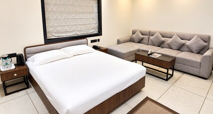 Hotel Swagath Room Type - Jr Suite