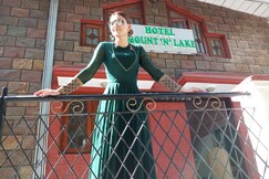 Hotel Mount N Lake (10 min walk from mall road)