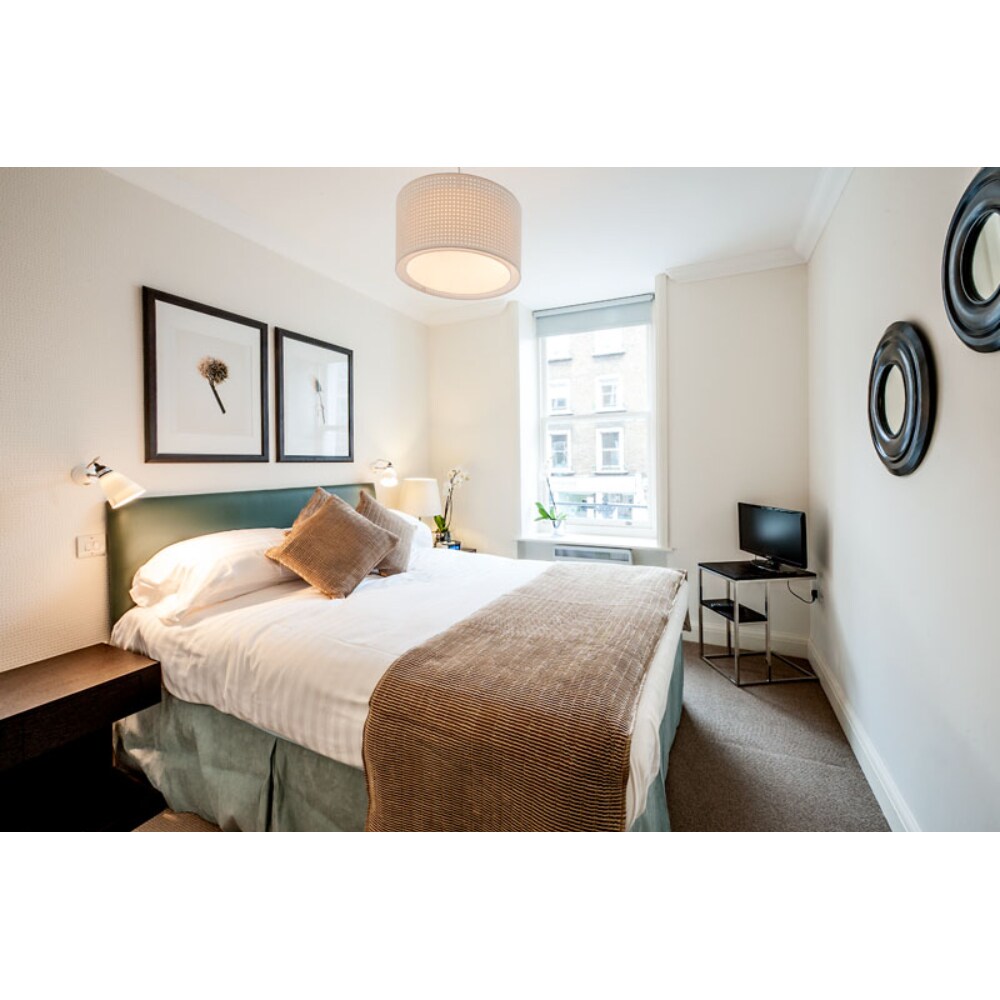 Marylebone chiltern by Viridian Apartment - Tap to explore photos