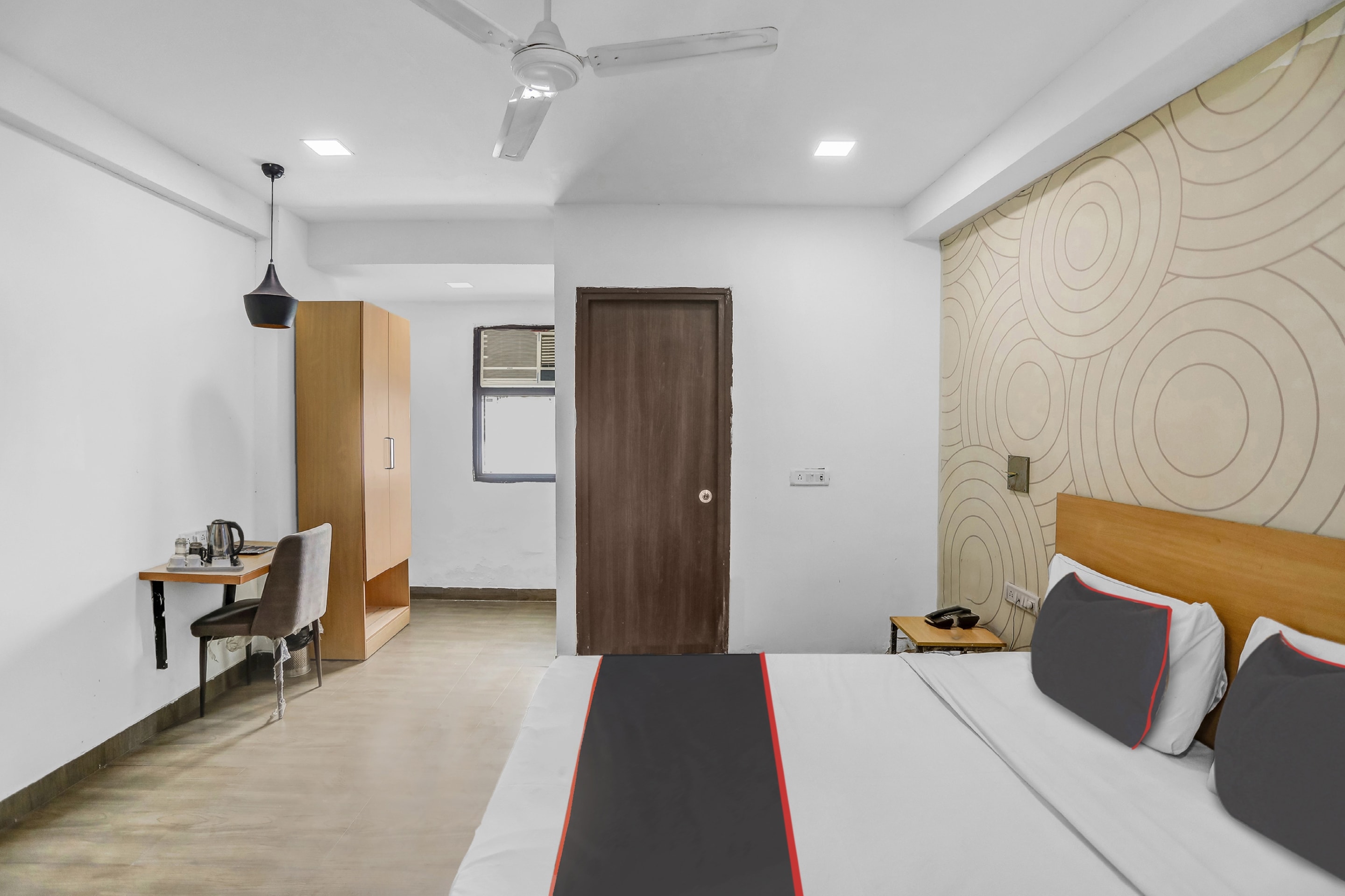 HOTEL O MORO - Tap to explore photos